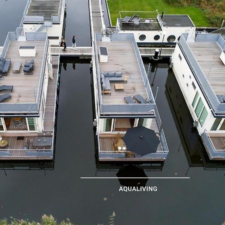 Stunning Ship In Aalsmeer With Harbor View Eksteriør bilde
